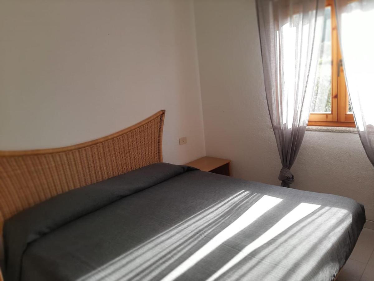 Residenze Coda Cavallo San Teodoro  Luaran gambar