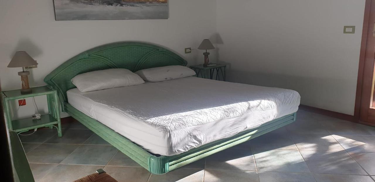 Residenze Coda Cavallo San Teodoro  Luaran gambar